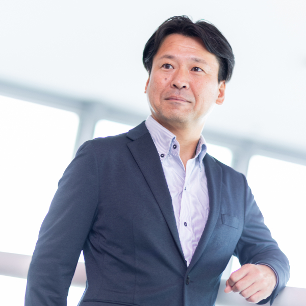 逢坂大輔 近影